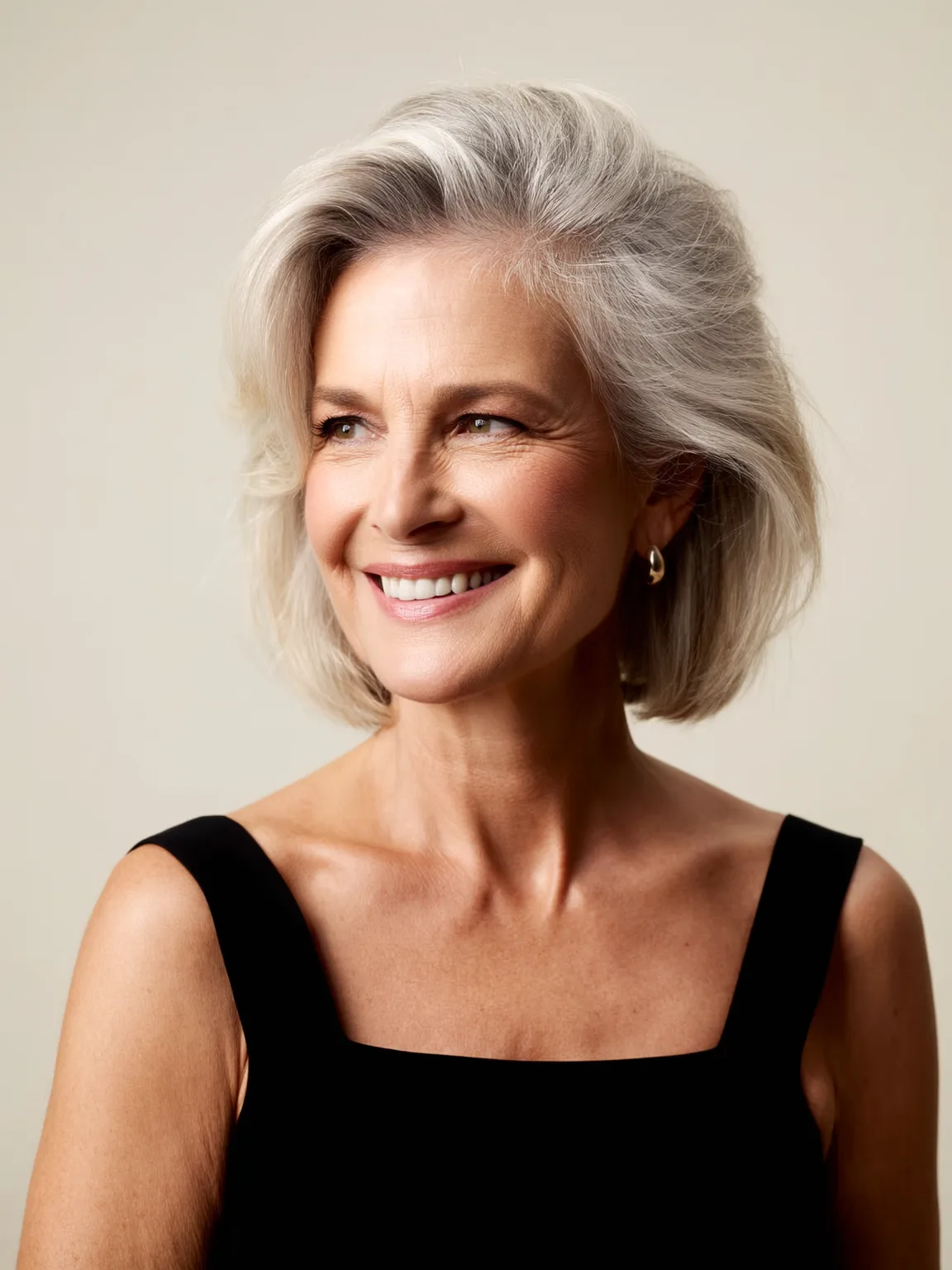 Classic Chin-Length Bob in Soft Silver Grey Without Bangs